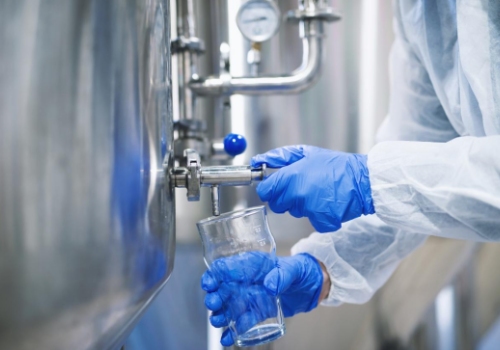 Using PAM water treatment chemicals can shorten settling time and reduce sludge volume.