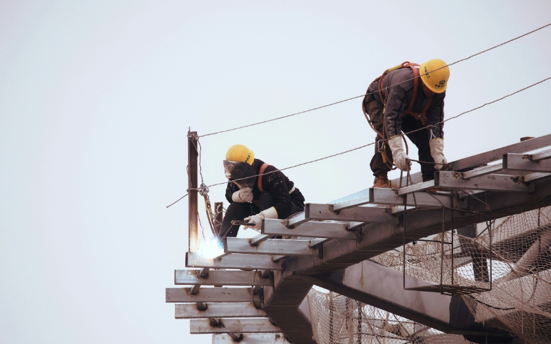concrete cracking causes