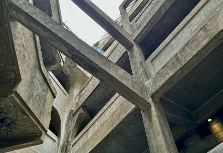 Understanding the Role of Defoaming Agents in Concrete Mixtures